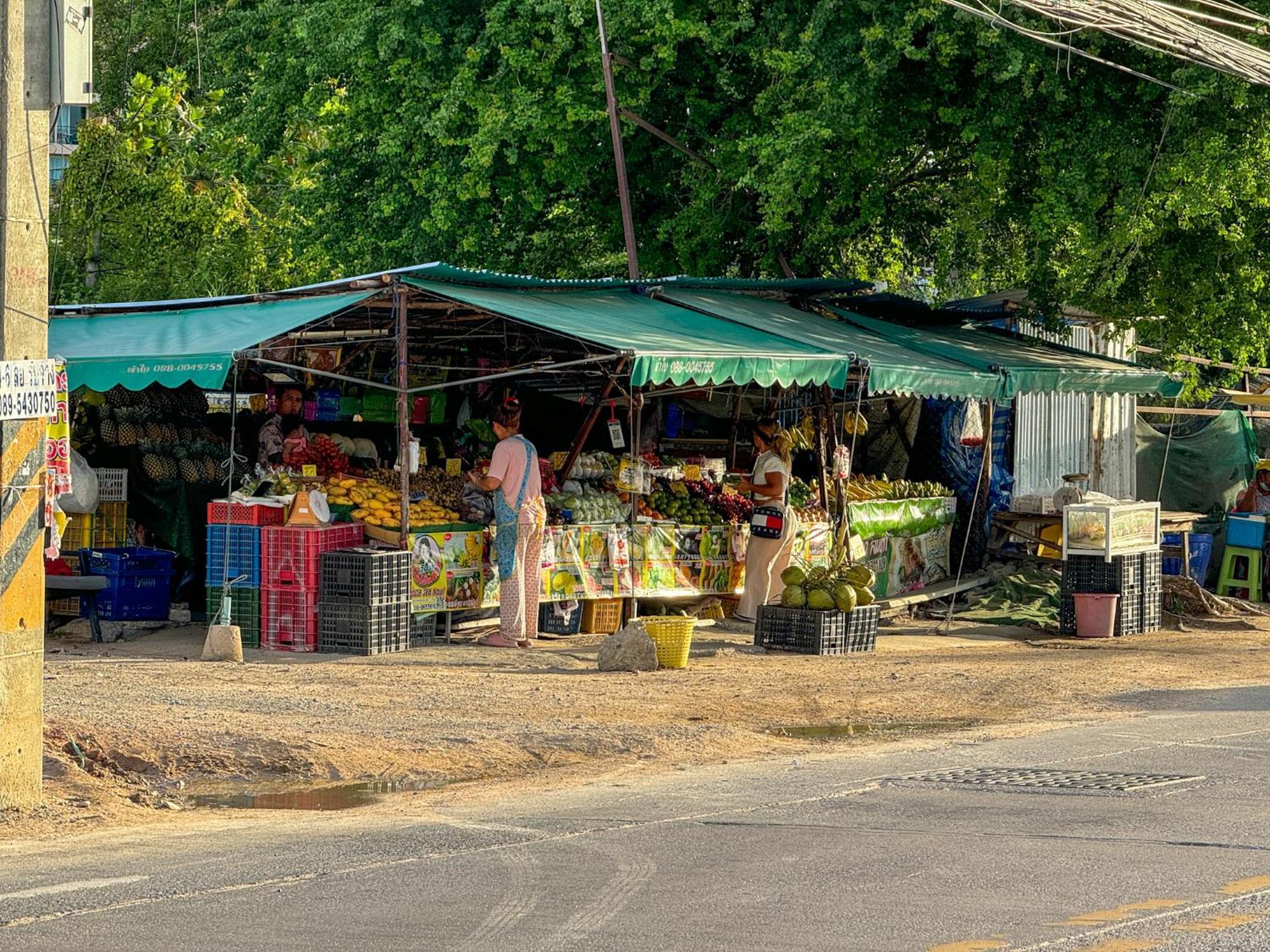 卧室直达泳池 全网最低价 到中天海滩5分钟 Jomtien Beach Buitenkant foto